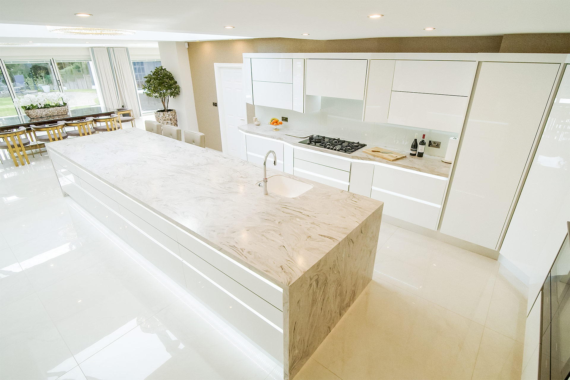 Luxury Handleless Modern kitchen